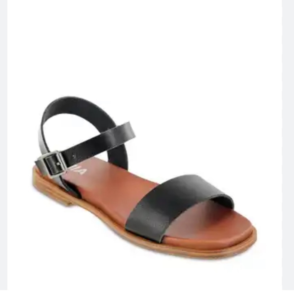 NWOT MIA Karina black faux leather sandal